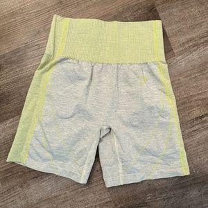 GYMSHARK BIKER SHORTS